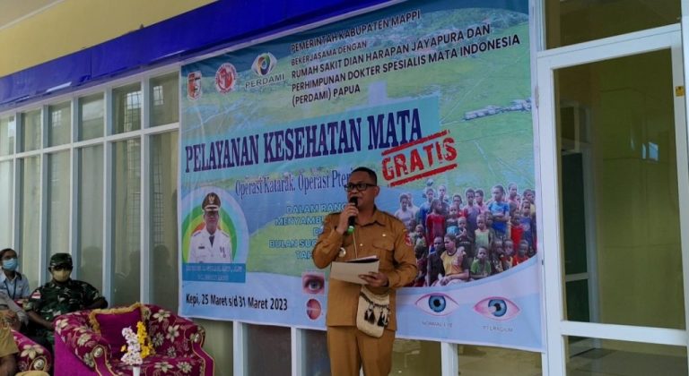 Pemerintah Kabupaten Mappi Berikan Pelayanan Kesehatan Mata Gratis, Ratusan Warga Menyambut Antusiasme