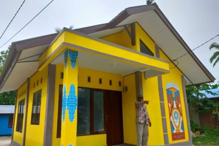 Pemerintah Kabupaten Biak Numfor Mewujudkan Hunian Layak Huni Melalui Program Renovasi Rumah Pastori Gereja dengan Dukungan Dana Otsus Papua