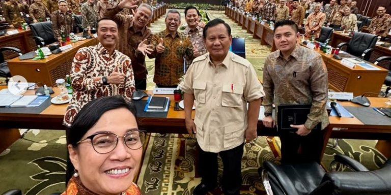 Presiden RI Prabowo Subianto Resmikan Kenaikan PPN 12 Persen Di Kantor Kementeri Keuangan